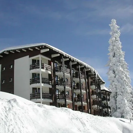 Refait A Neuf Avec Balcon, Garage Et Acces Direct Aux Pistes, Proche Commerces Et Services - Fr-1-398-623 * Montvalezan